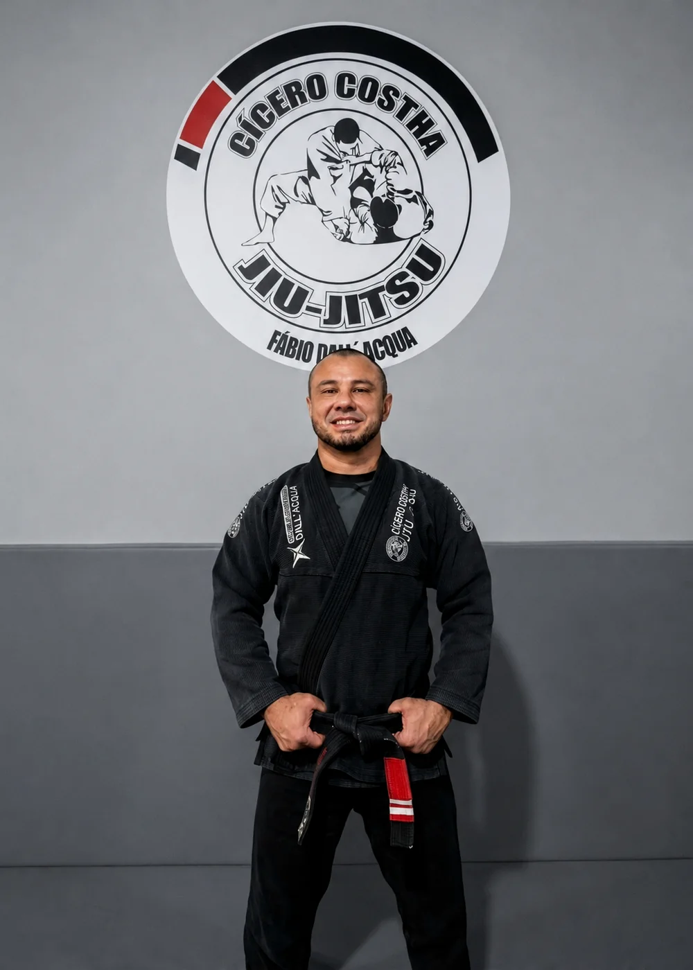 Sensei Fábio Dall'Acqua, faixa preta 2º grau de jiu-jitsu e responsável técnico do CT Dall'Acqua